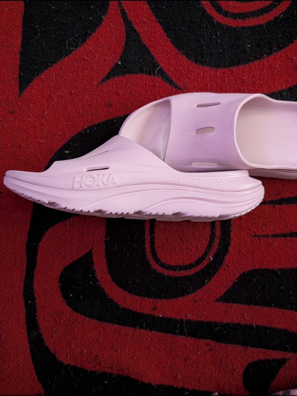 Hoka - Slide Sandals in Light Pink/Purple